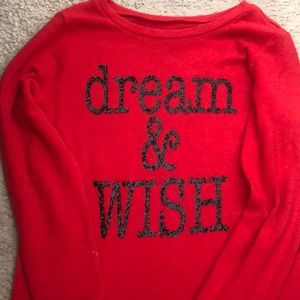 𝚁𝚎𝚍 𝚂𝚠𝚎𝚊𝚝𝚜𝚑𝚒𝚛𝚝